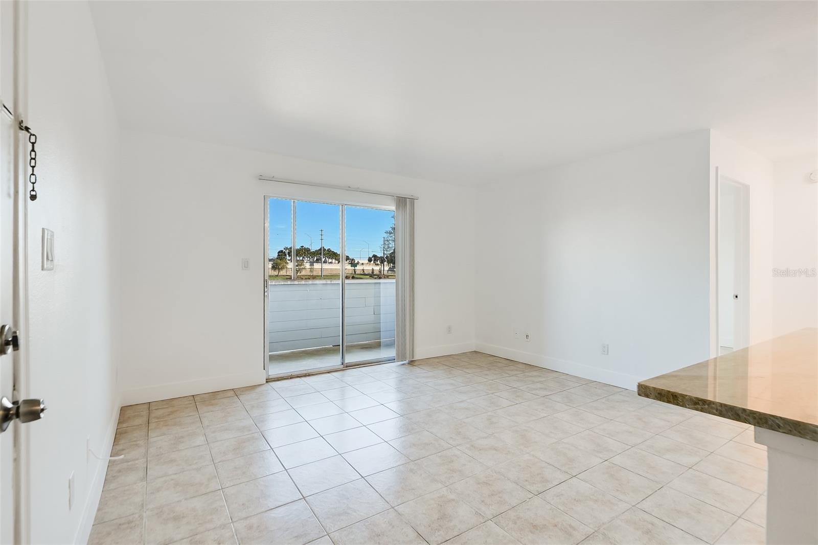 WINDJAMMER CONDO - Residential