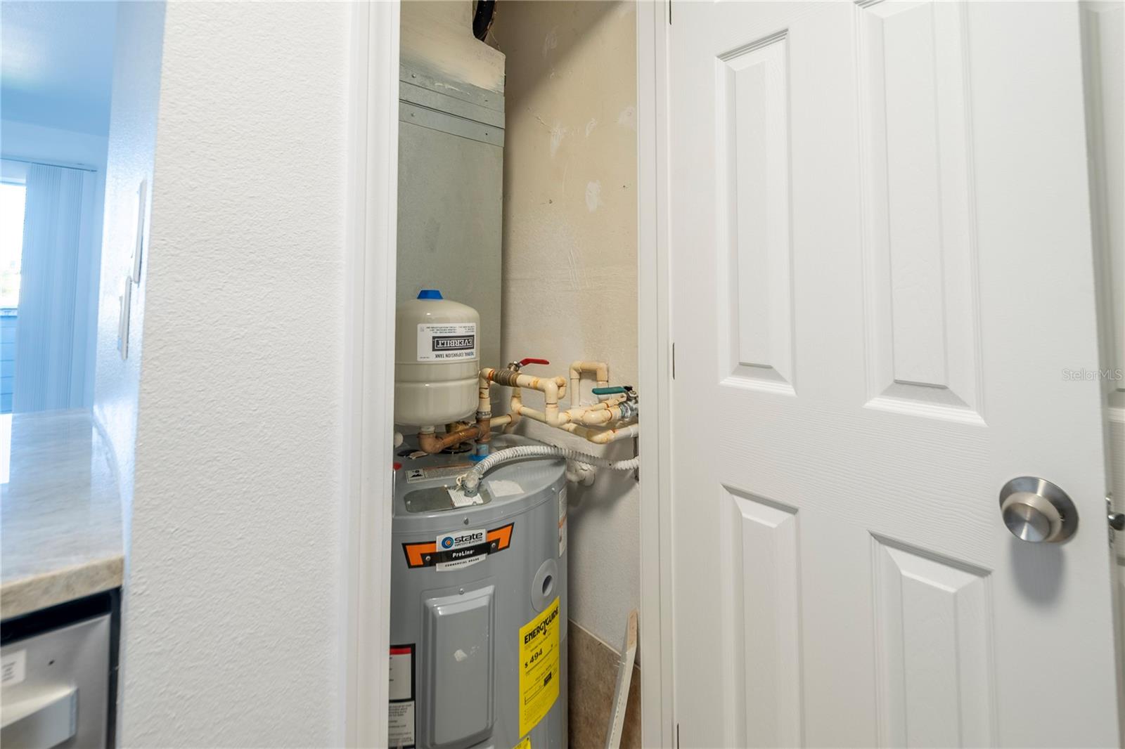 WINDJAMMER CONDO - Residential