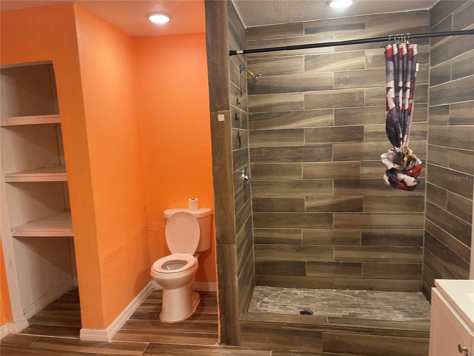 INWOOD - Residential