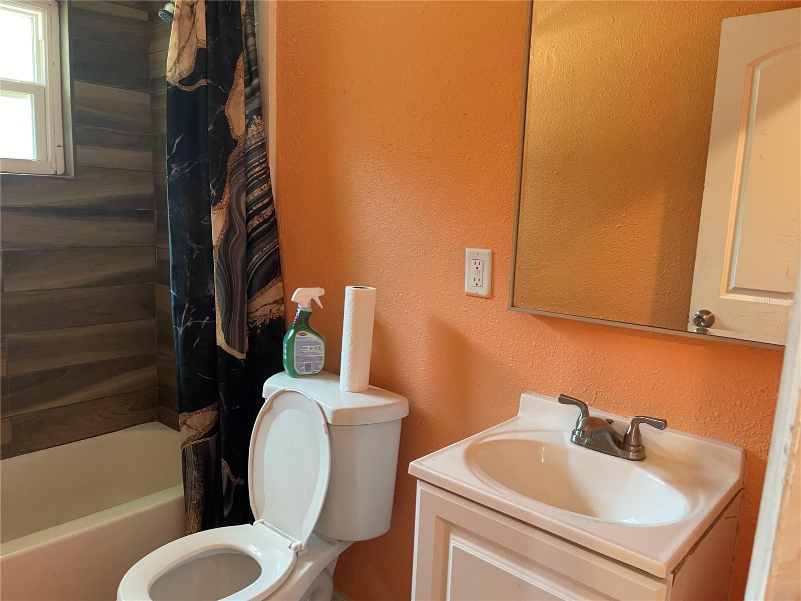 INWOOD - Residential