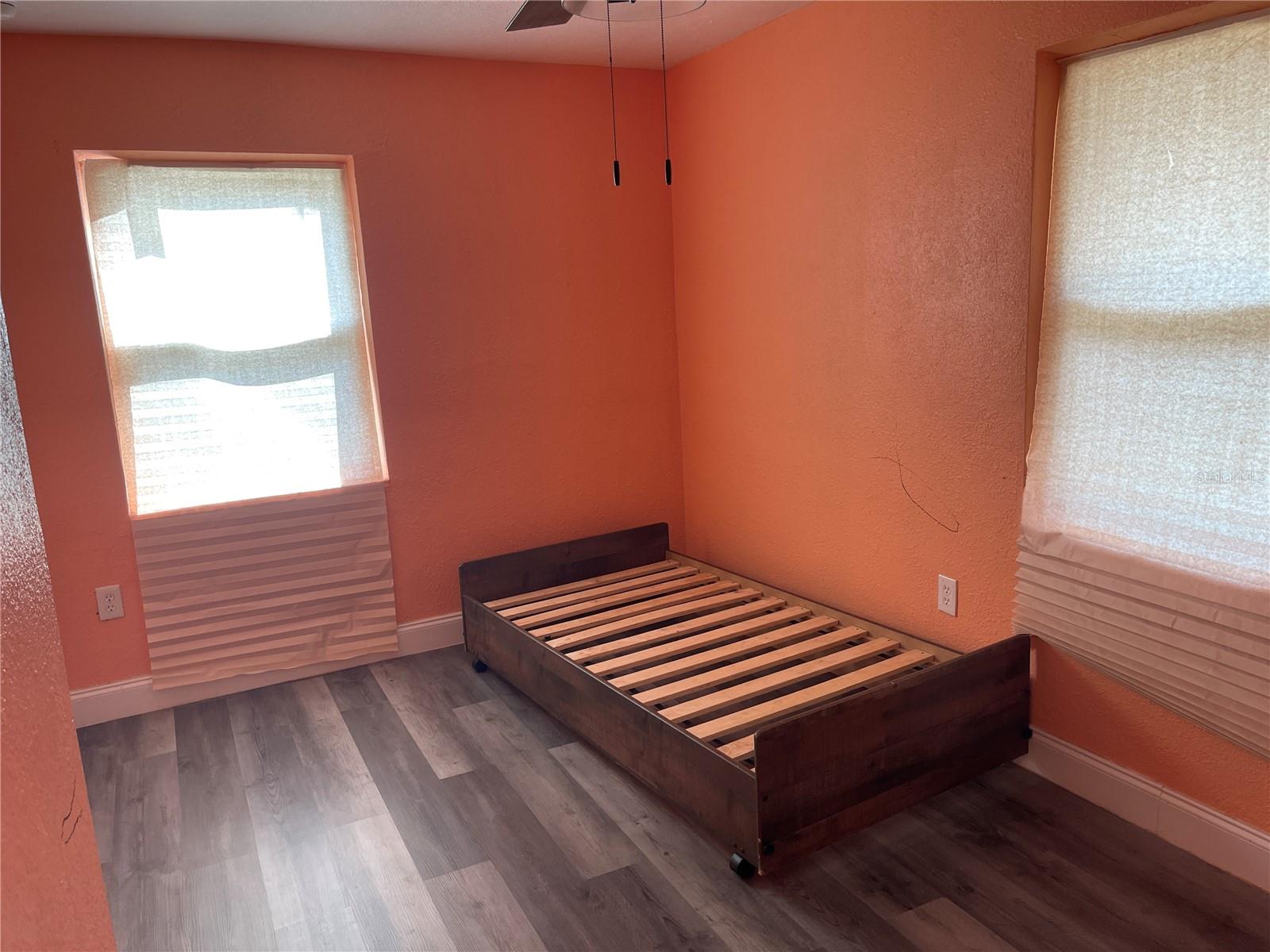 INWOOD - Residential