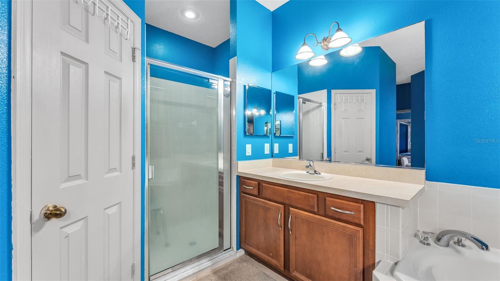 BROOKSHIRE - Residential