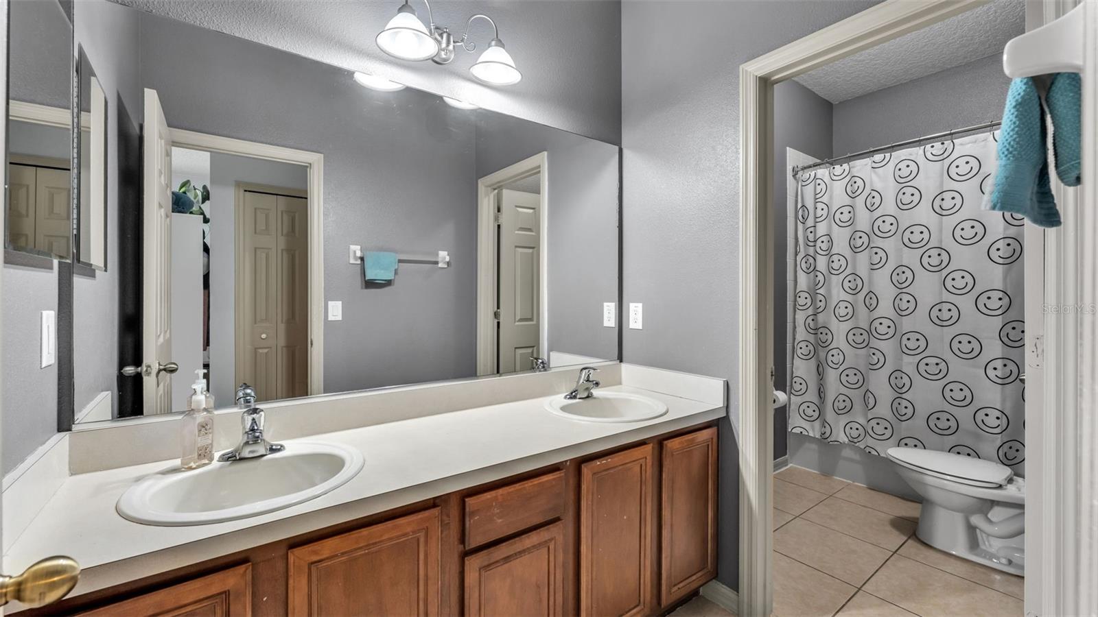 BROOKSHIRE - Residential