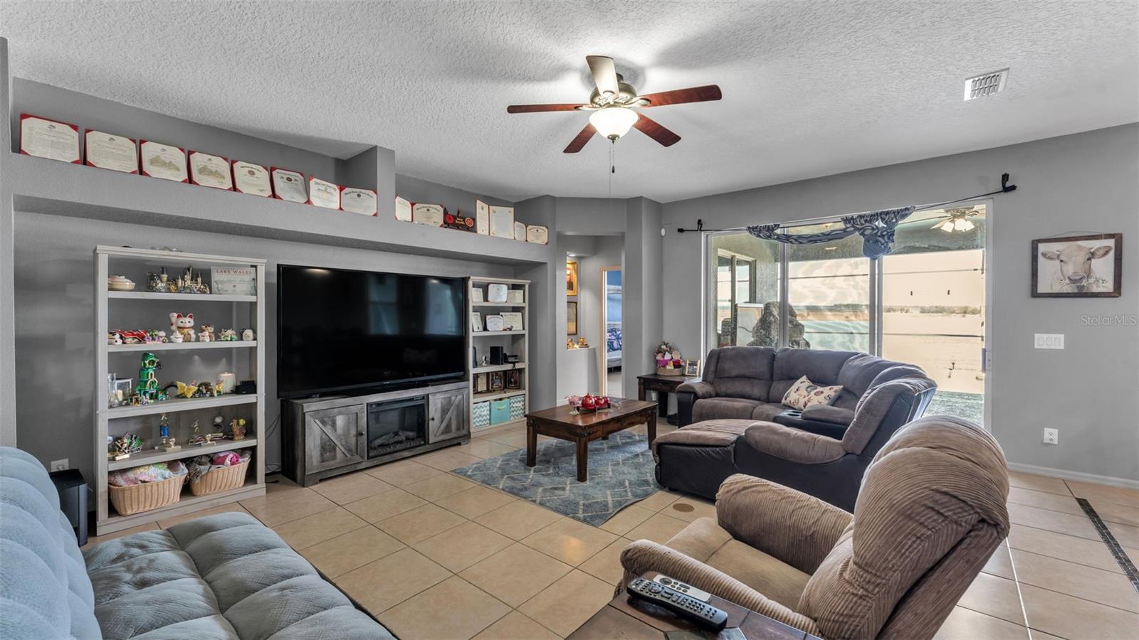 BROOKSHIRE - Residential