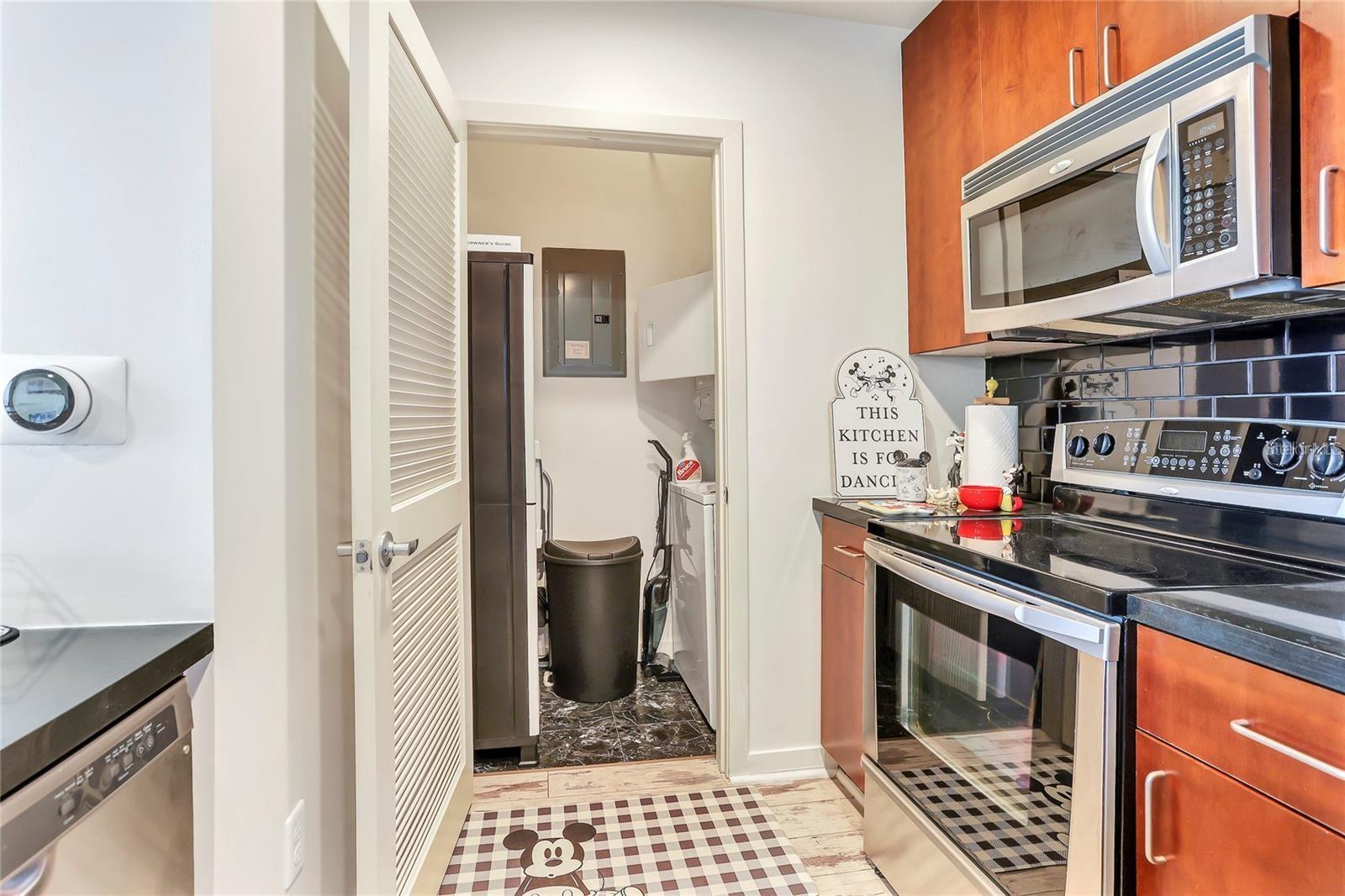 SOLAIRE/PLAZA CONDO - Residential