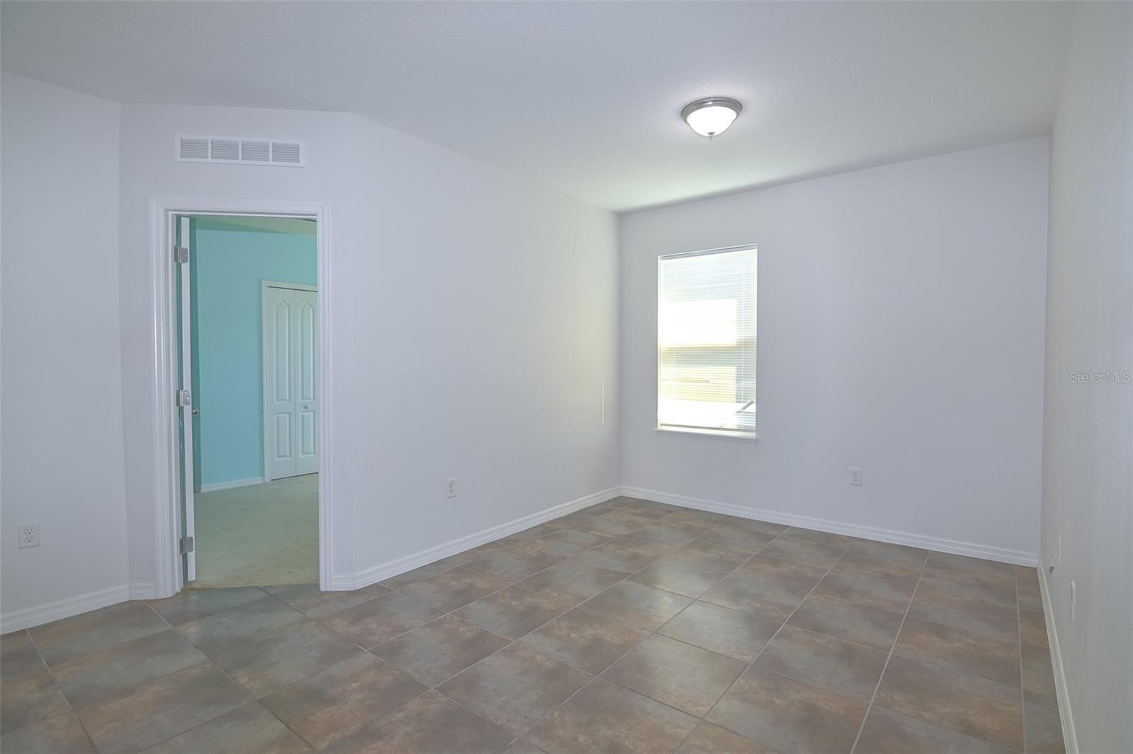 MABEL LOOP RIDGE SUB - Residential Lease