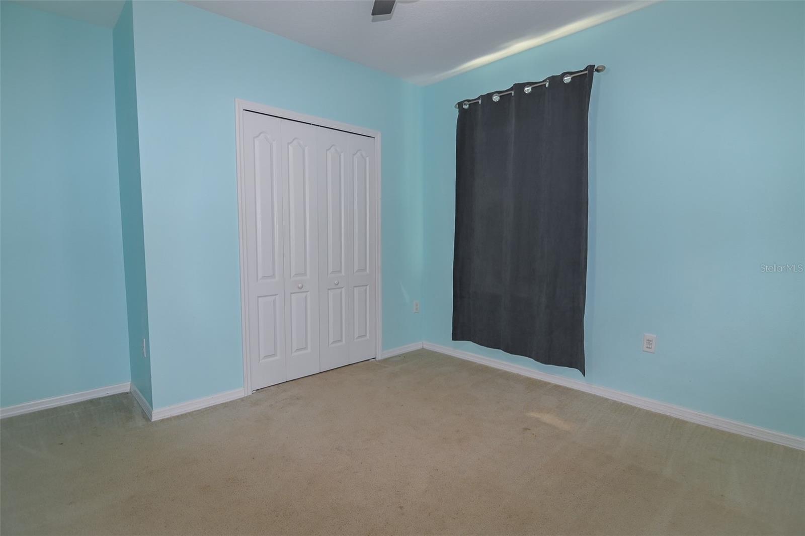 MABEL LOOP RIDGE SUB - Residential Lease