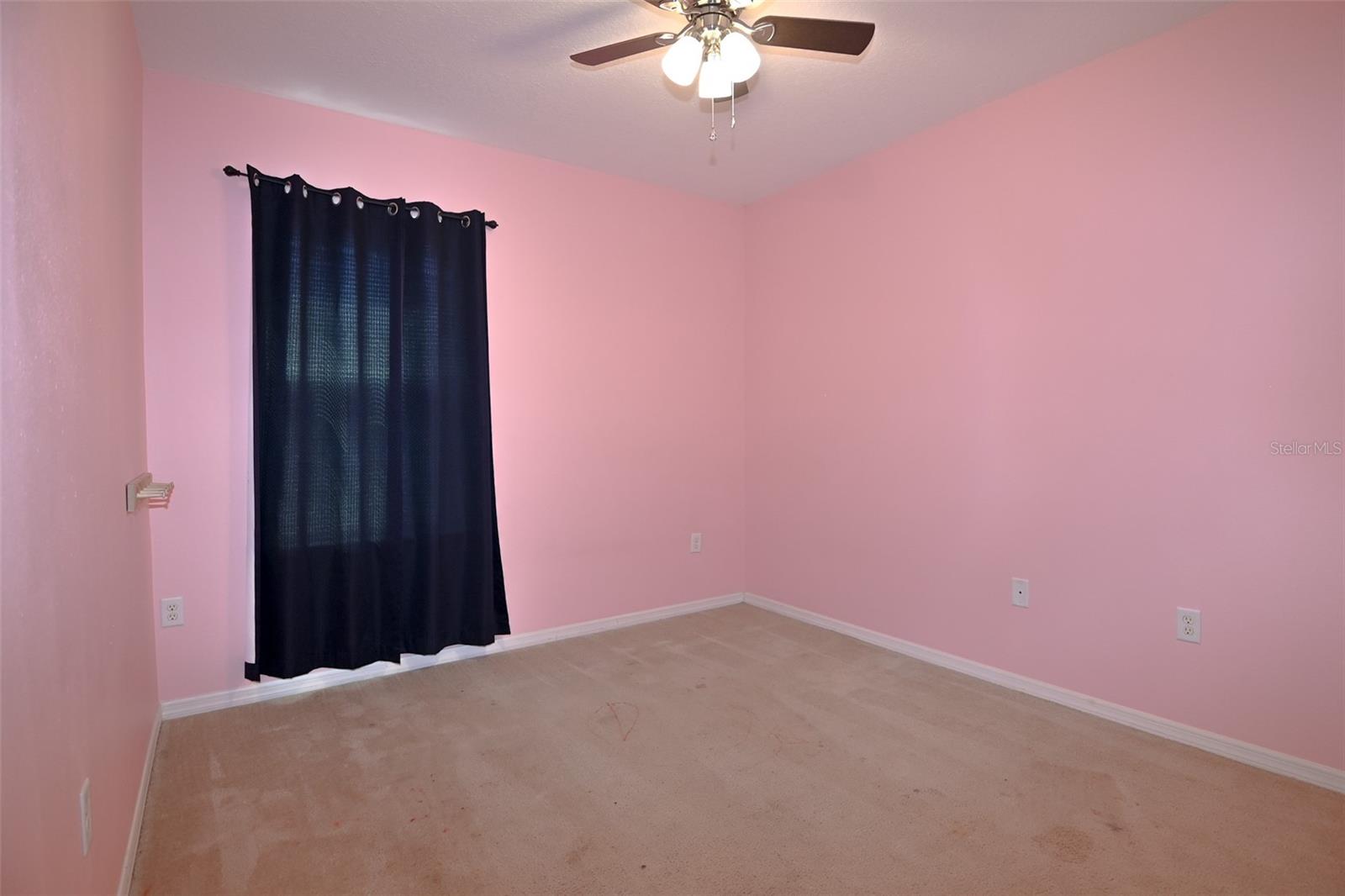 MABEL LOOP RIDGE SUB - Residential Lease