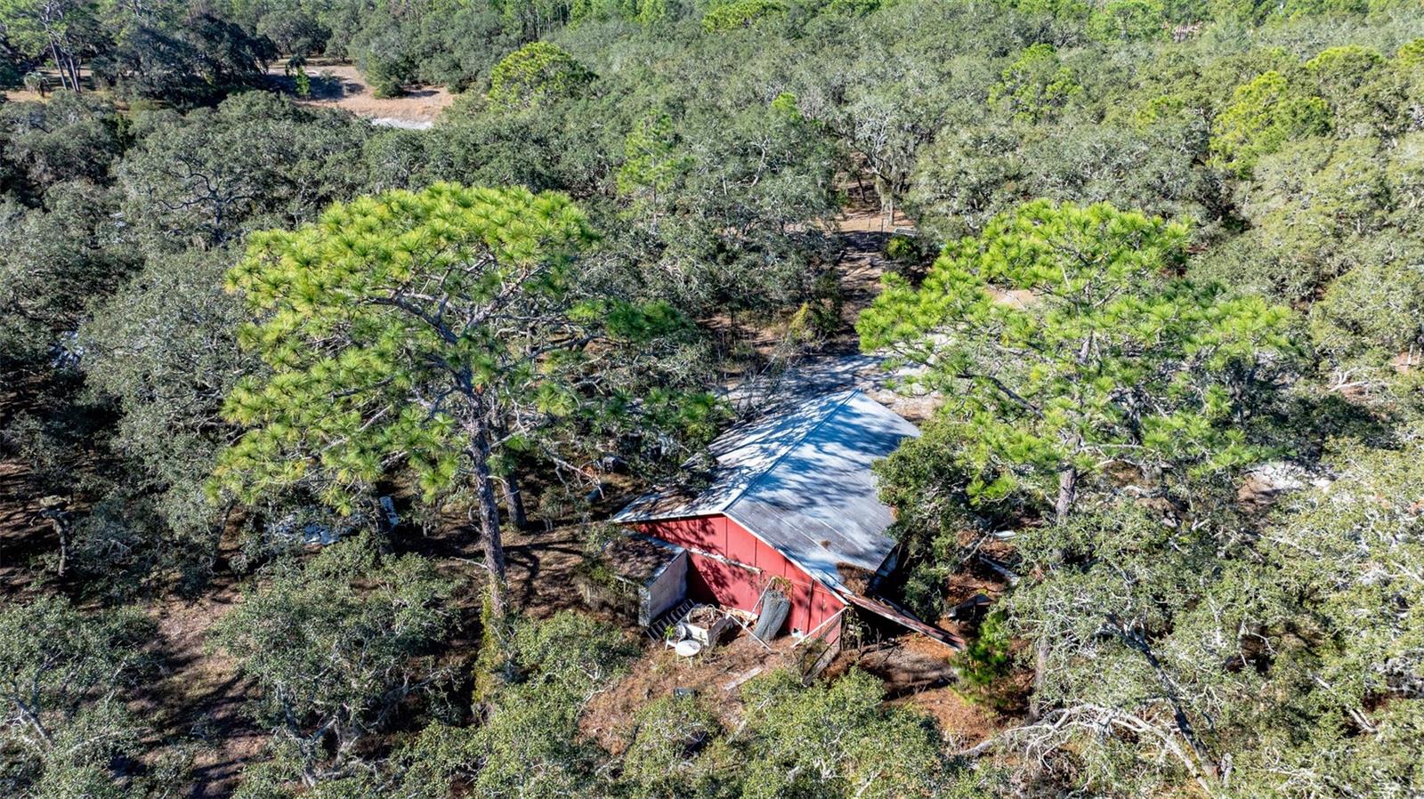 LONG LAKE ESTATES - Residential