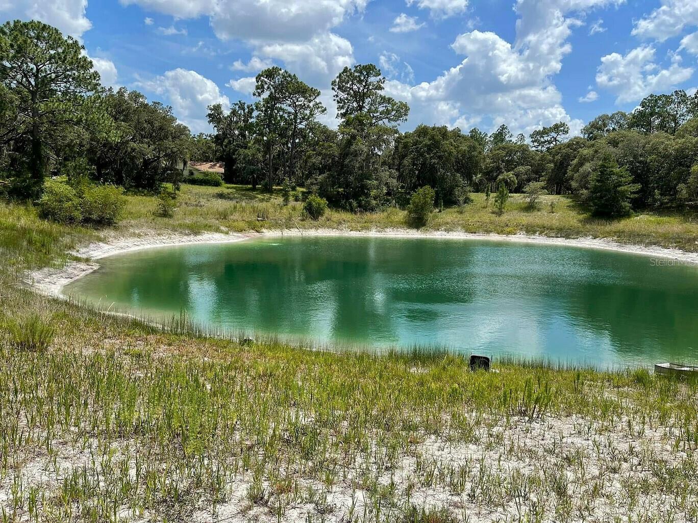 LONG LAKE ESTATES - Residential