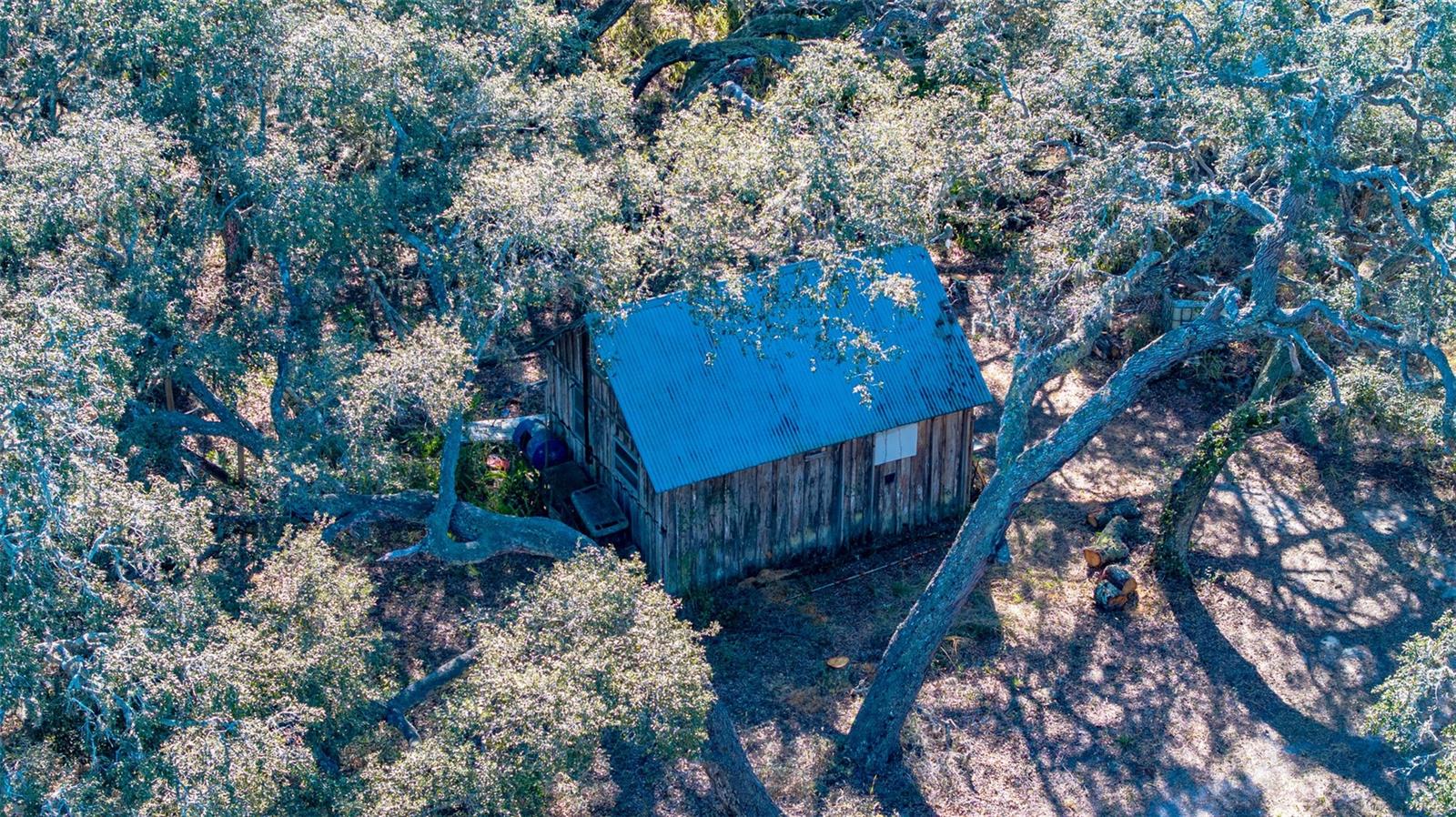 LONG LAKE ESTATES - Residential