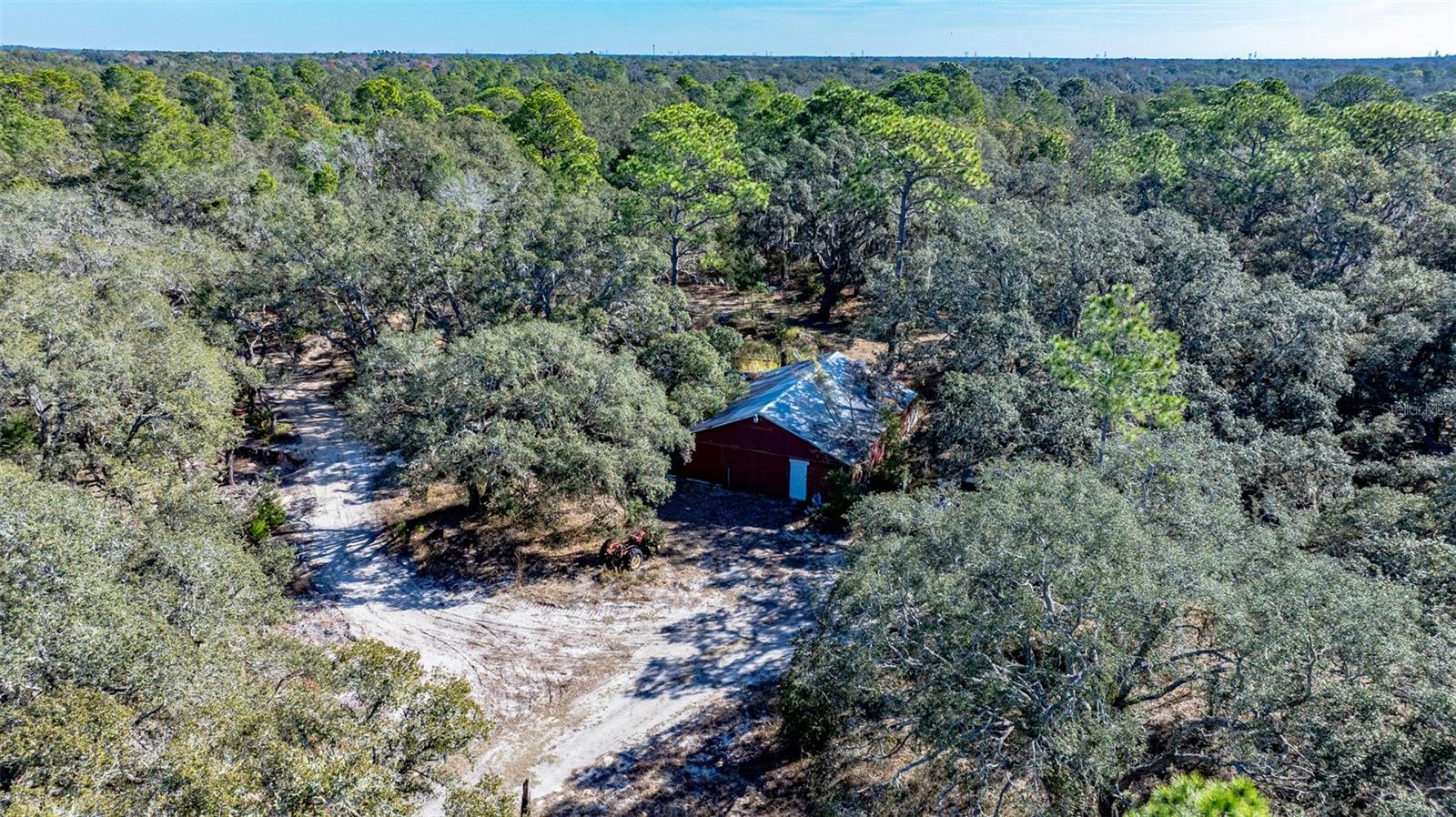 LONG LAKE ESTATES - Residential