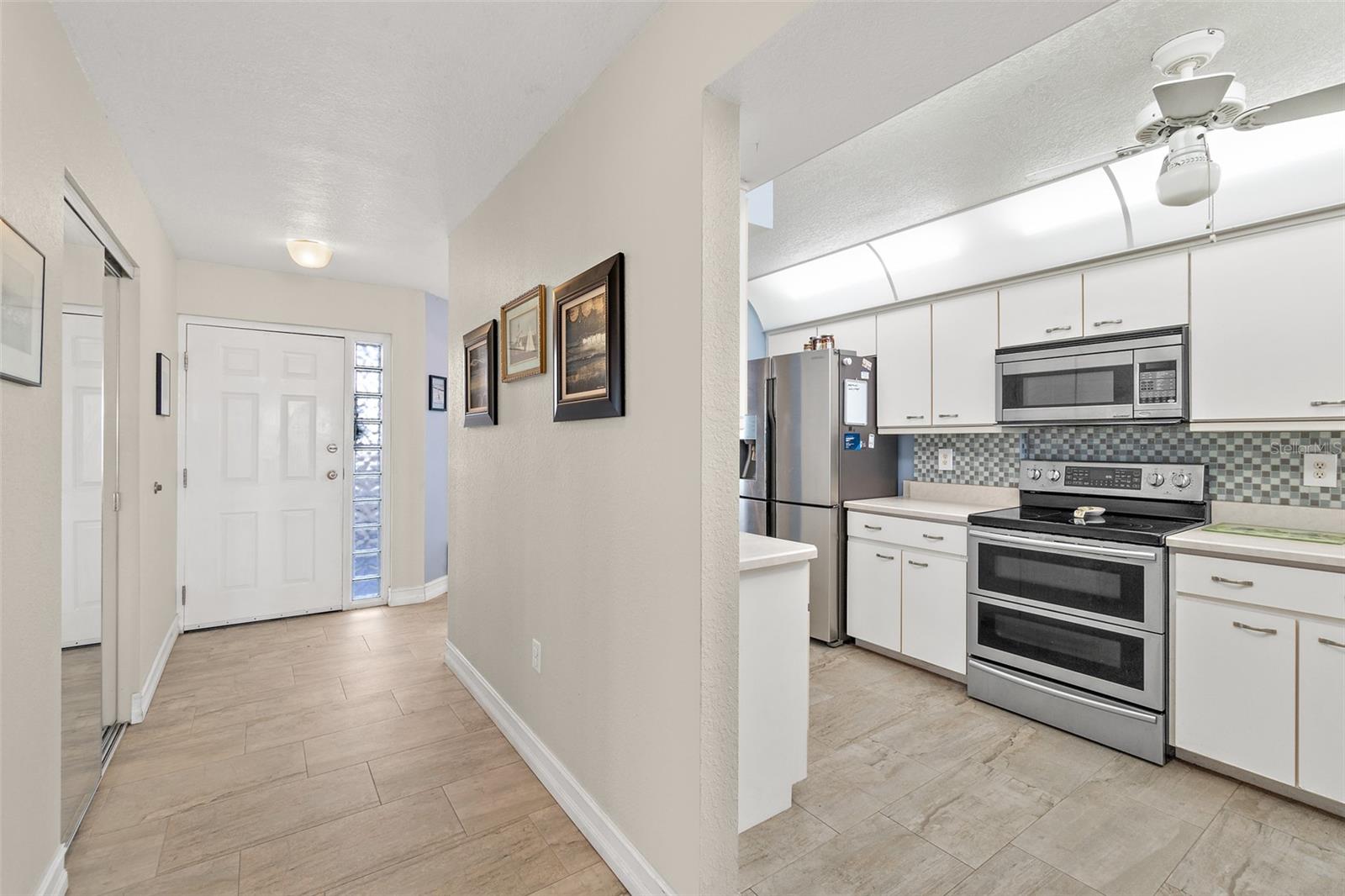 DIAMOND BAY CONDO - Residential