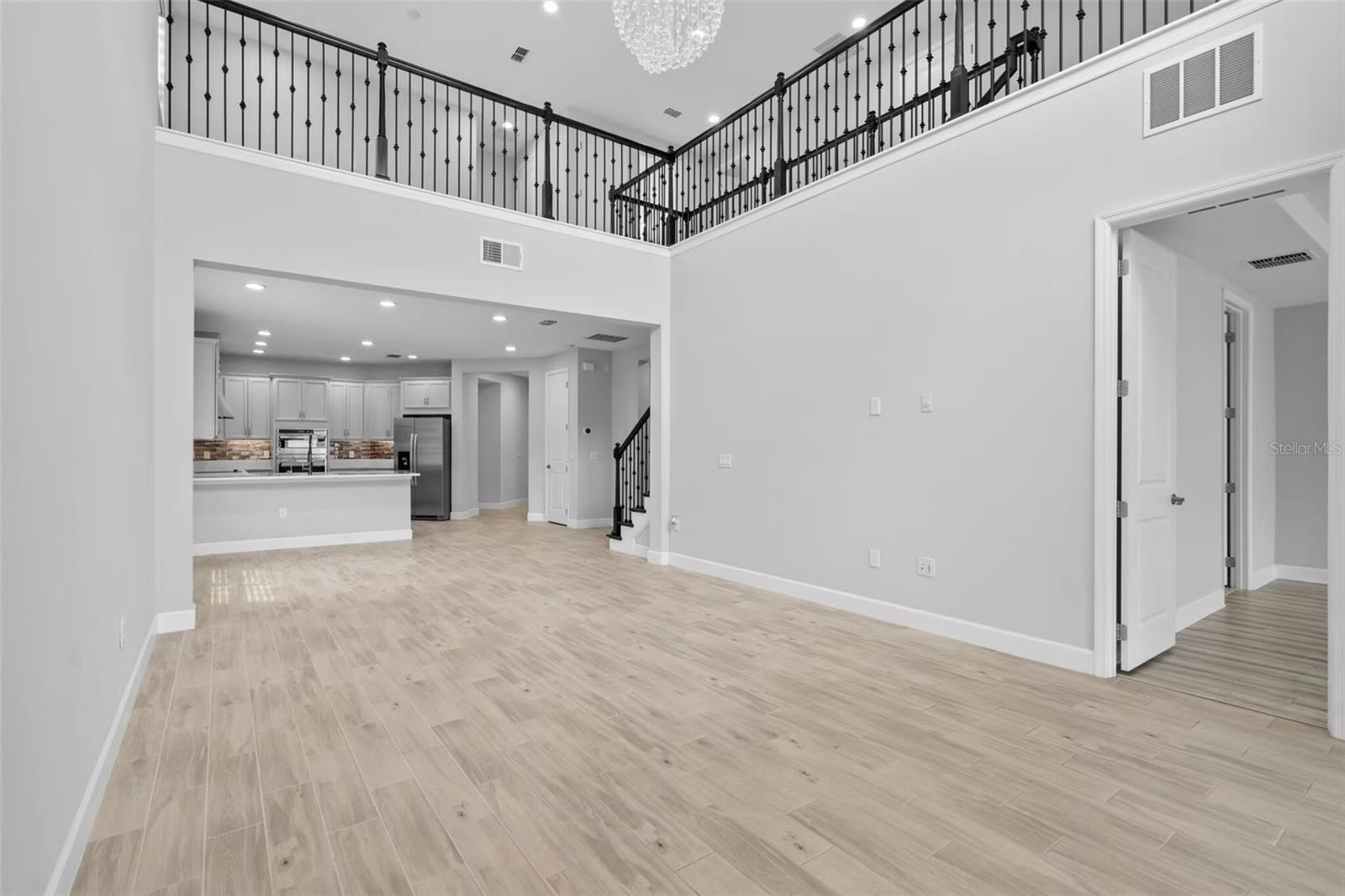 LANDINGS AT HAWKS CREST - Residential