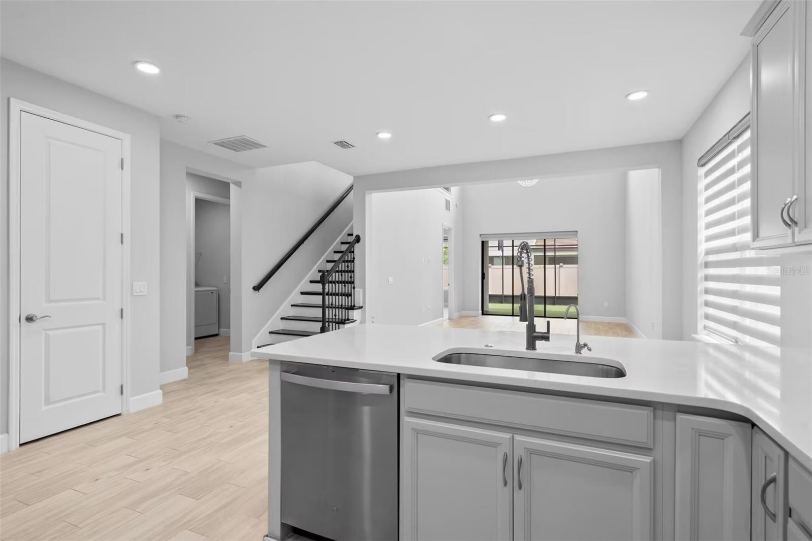 LANDINGS AT HAWKS CREST - Residential