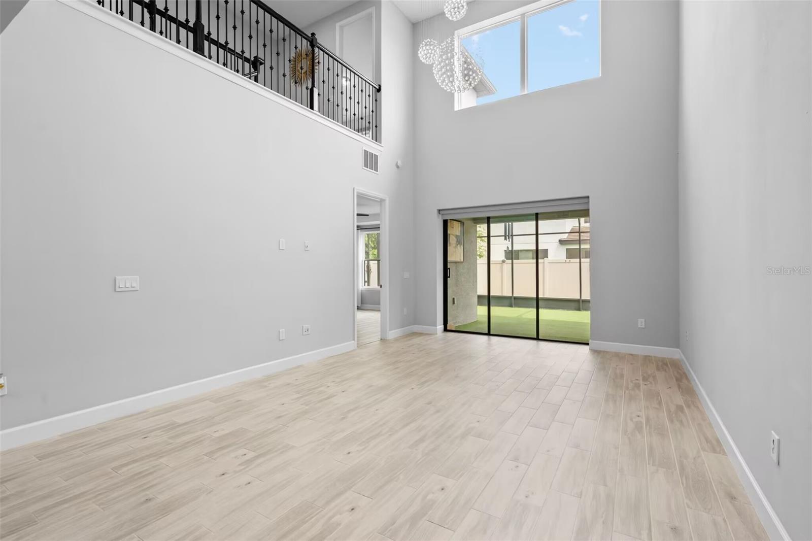 LANDINGS AT HAWKS CREST - Residential