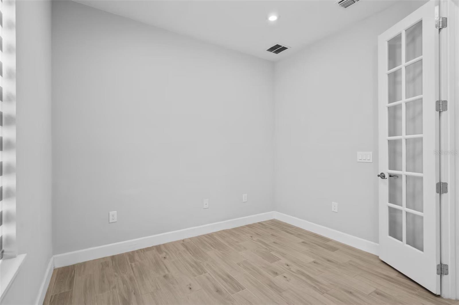 LANDINGS AT HAWKS CREST - Residential