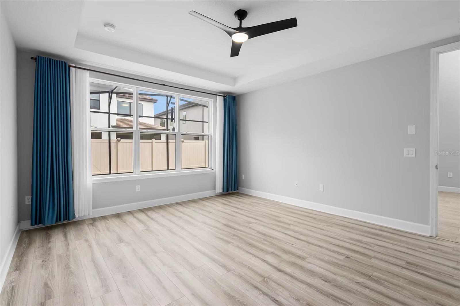 LANDINGS AT HAWKS CREST - Residential