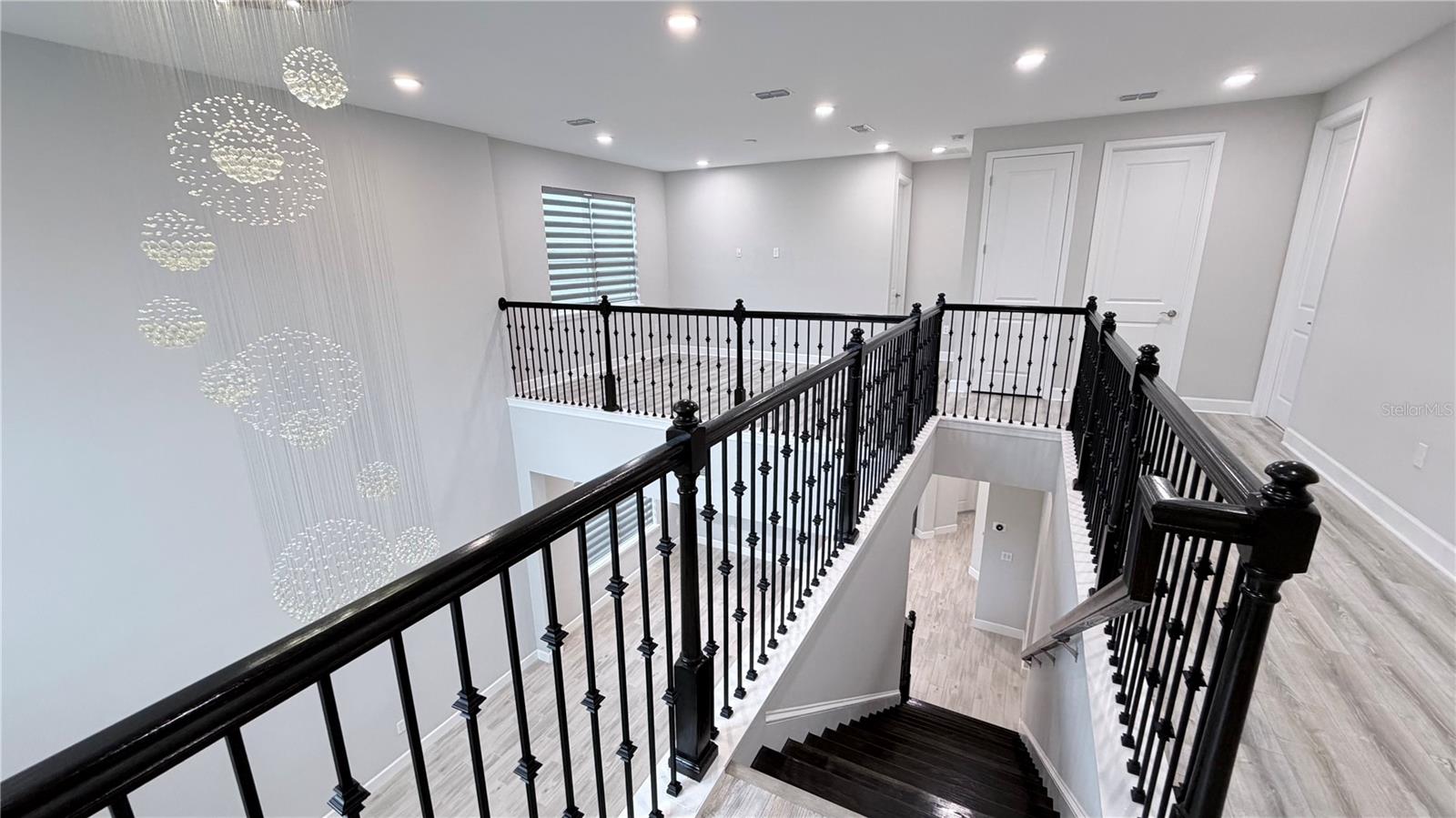 LANDINGS AT HAWKS CREST - Residential