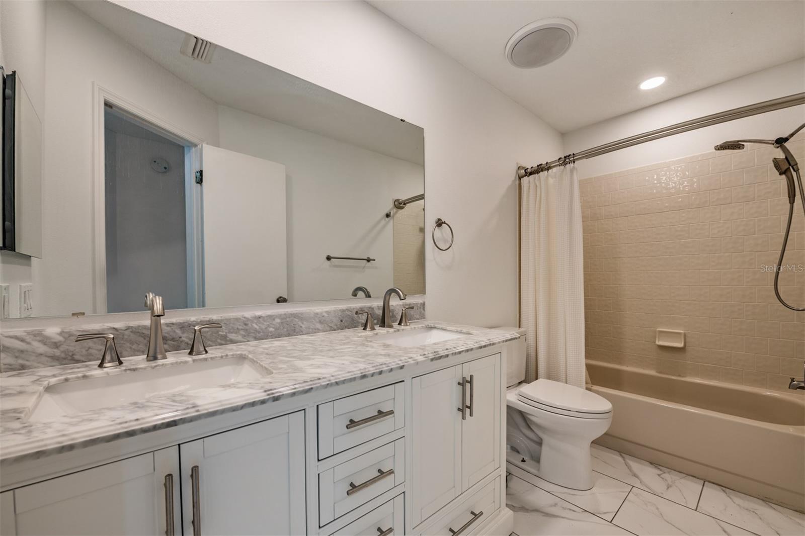 PEBBLE CREEK VILLAGE UNIT 5 - Residential