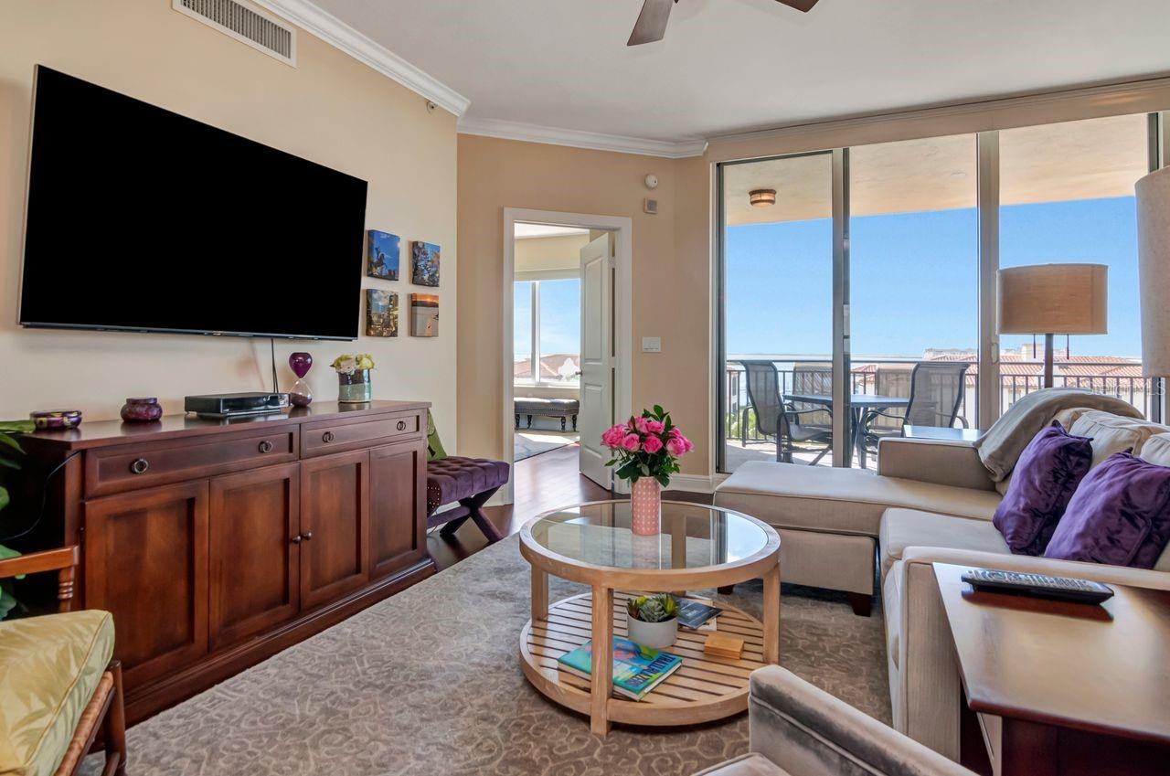 5823 BOWEN DANIEL DRIVE 604