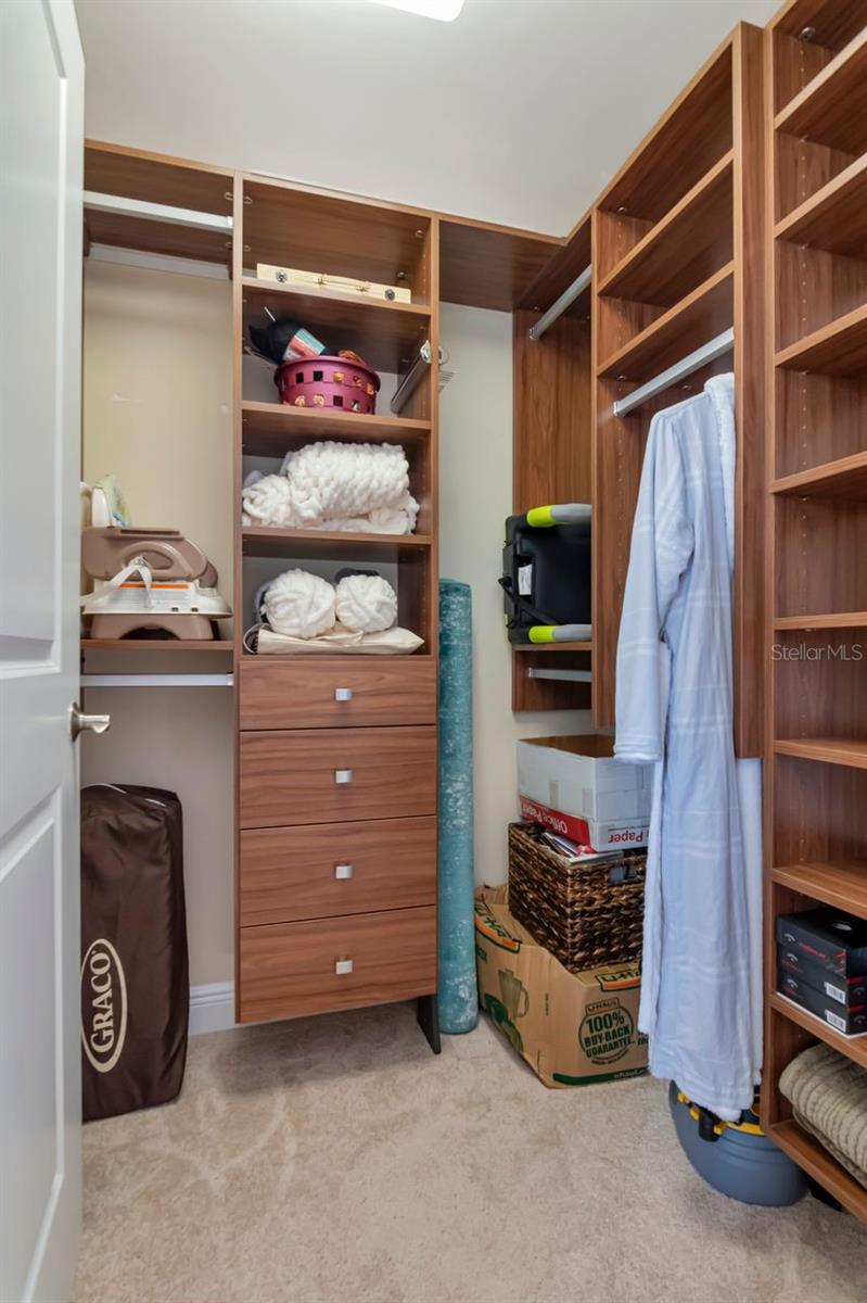 CASTILLO AT WESTSHORE YACHT CLUB - Residential