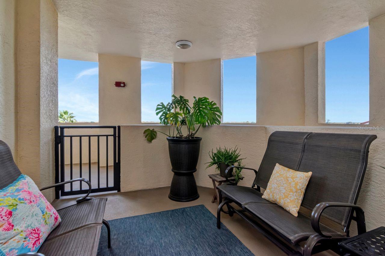 CASTILLO AT WESTSHORE YACHT CLUB - Residential