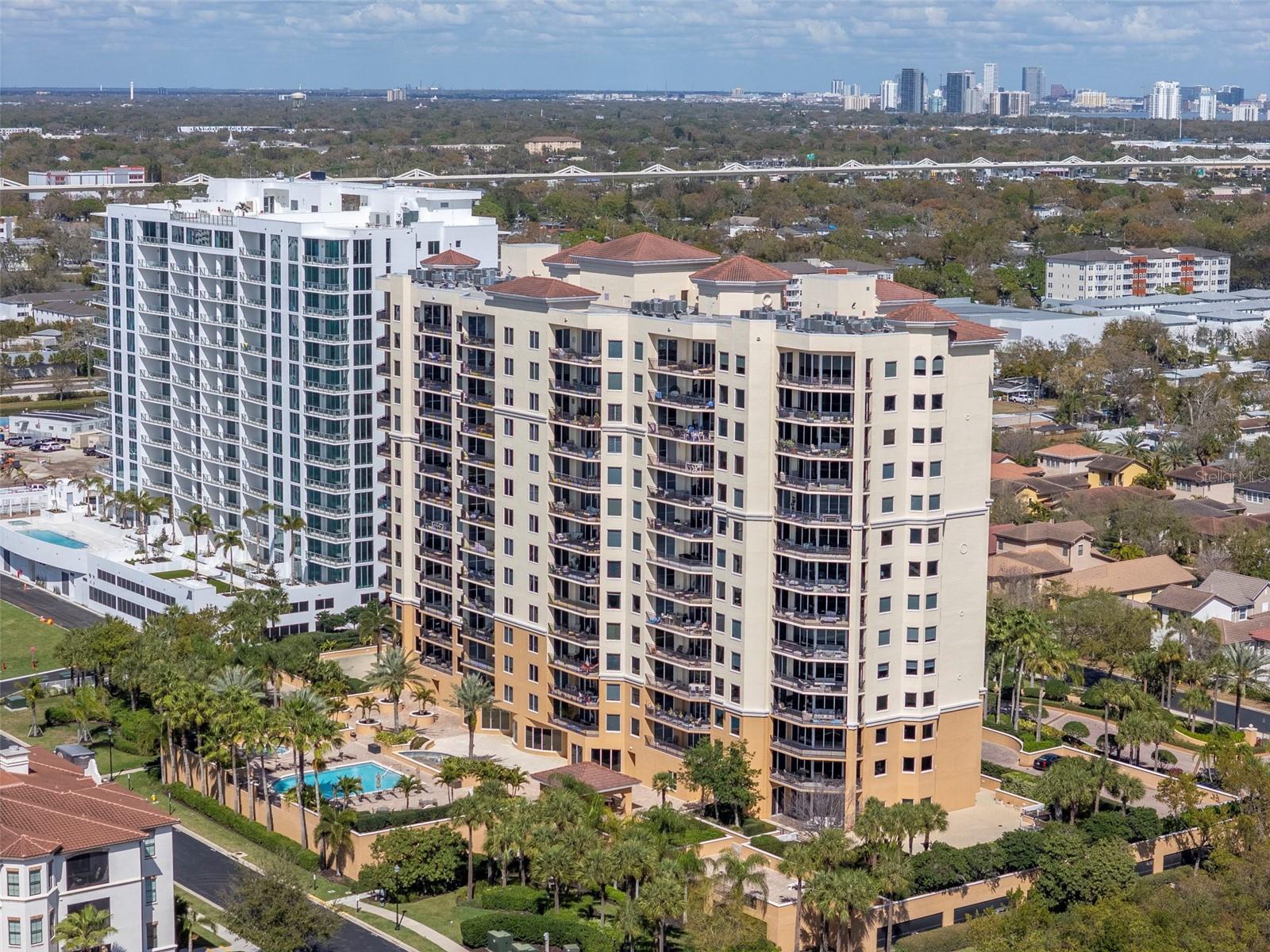 CASTILLO AT WESTSHORE YACHT CLUB - Residential