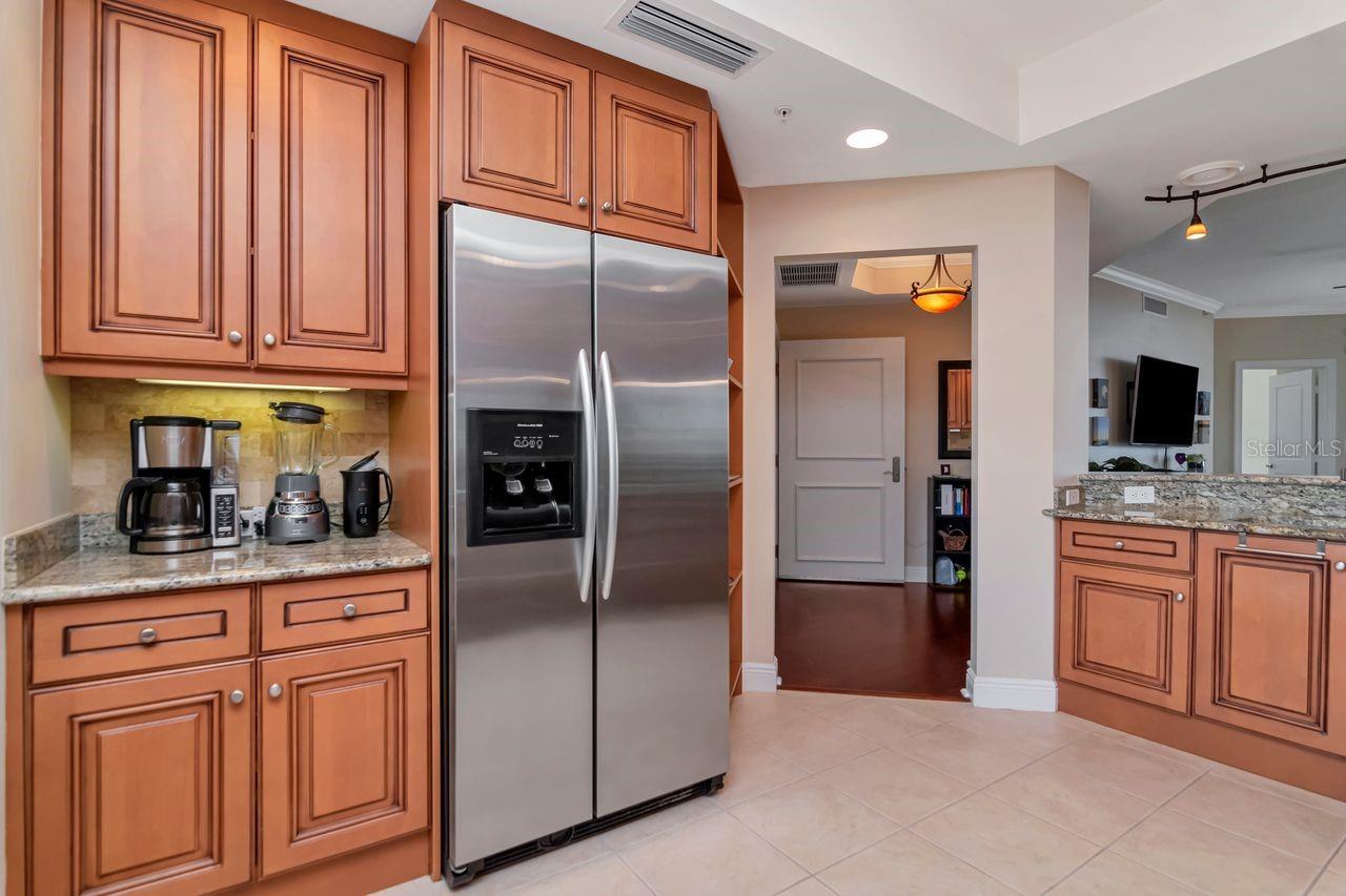 CASTILLO AT WESTSHORE YACHT CLUB - Residential