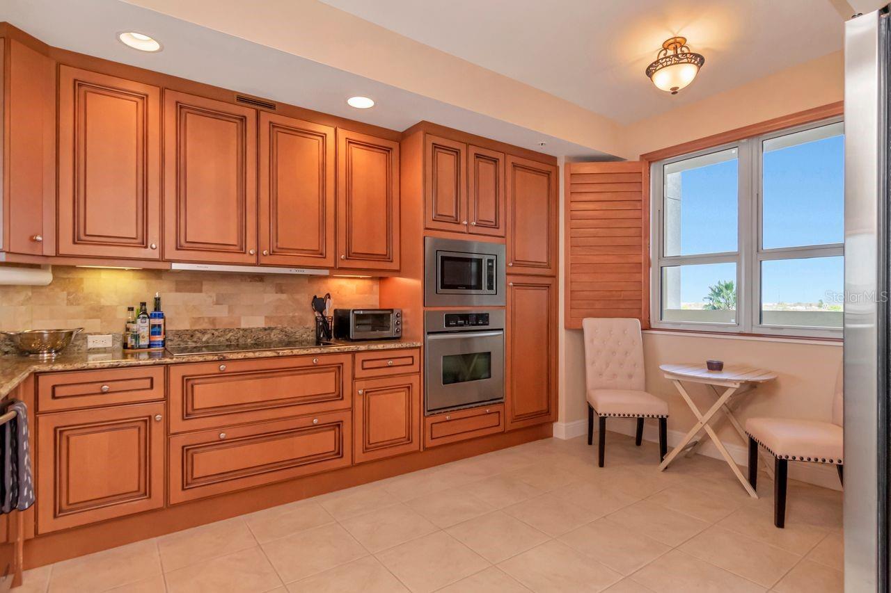 CASTILLO AT WESTSHORE YACHT CLUB - Residential