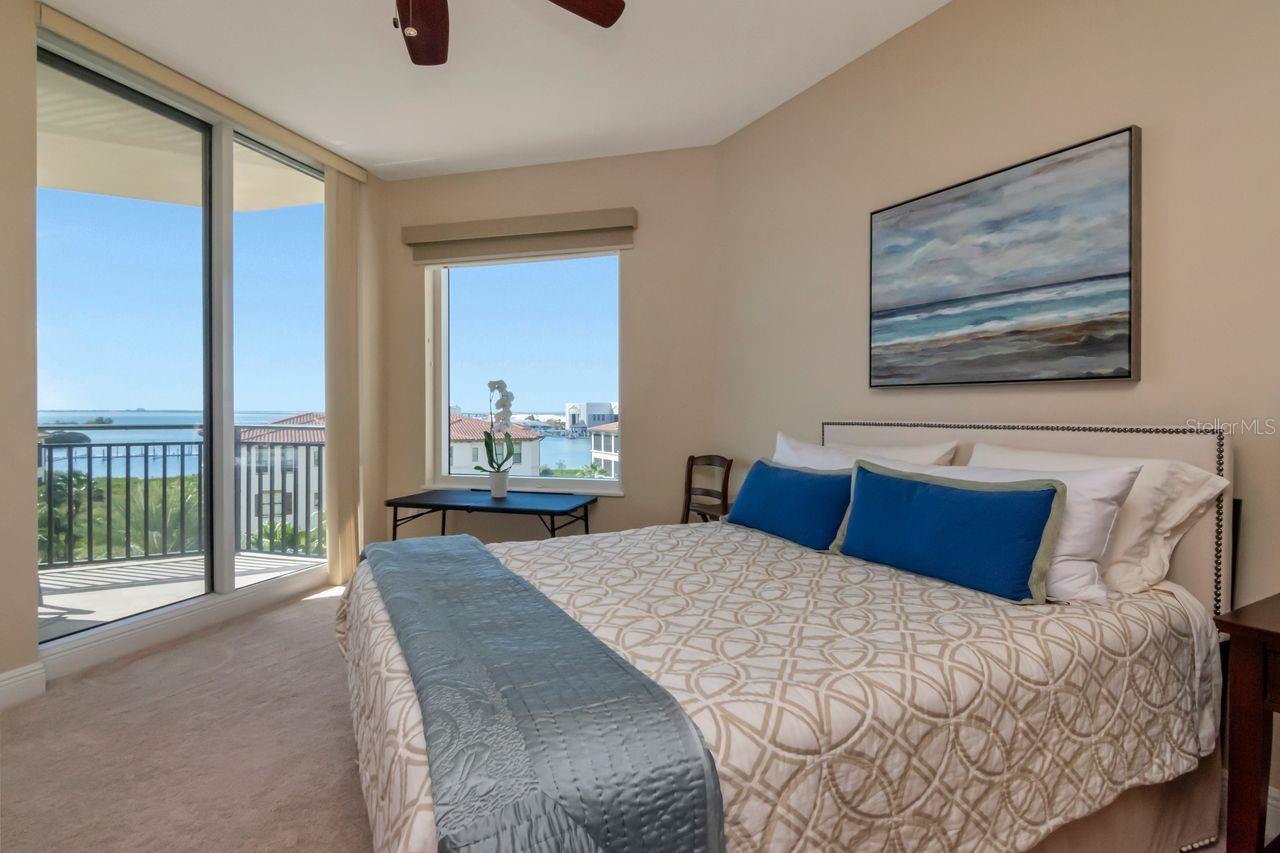 CASTILLO AT WESTSHORE YACHT CLUB - Residential