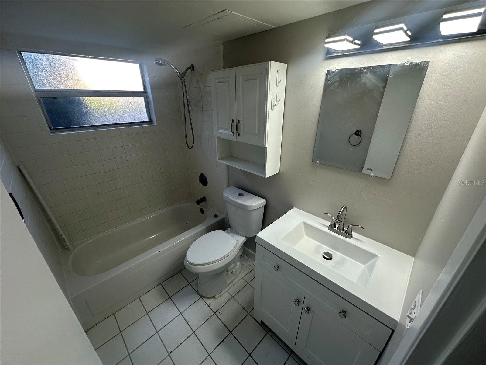 GOLFVIEW - Residential Lease