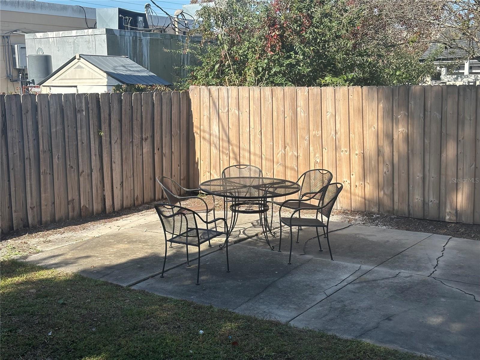 GOLFVIEW - Residential Lease