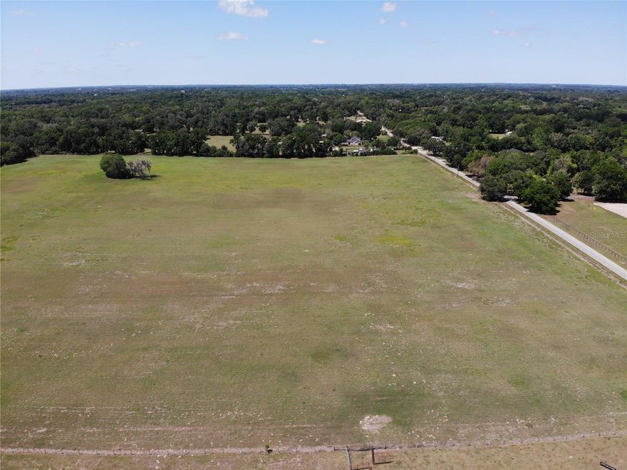 7.5 Acres in Anthony, FL – Build Your Dream Home or Ranch!
This high and dry 7.5-acre parcel is fully cleared, fenced, and ready for your vision—whether it’s a custom home, horse property, or peaceful retreat. With a well already in place and a convenient rectangular layout, it’s ideal for easy development and use.
Located just a short drive from the World Equestrian Center, and offering quick access to Ocala and surrounding areas, this property blends the best of rural tranquility with city convenience.
Want more space? The neighboring 7.5-acre parcel is also available—combine both for a full 15-acre spread!