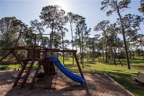 A home in PALM HARBOR