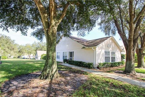 A home in PALM HARBOR