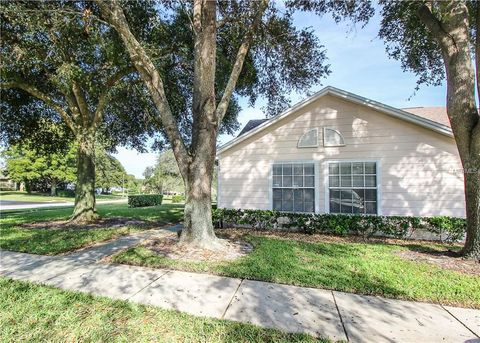 A home in PALM HARBOR