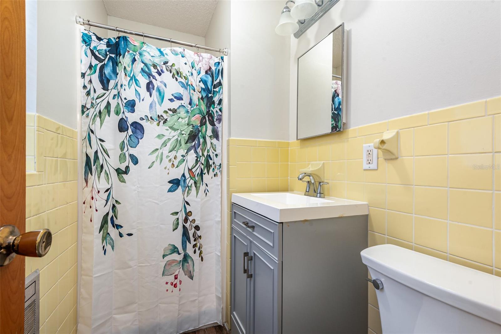 LAKE STELLA ESTATES - Residential