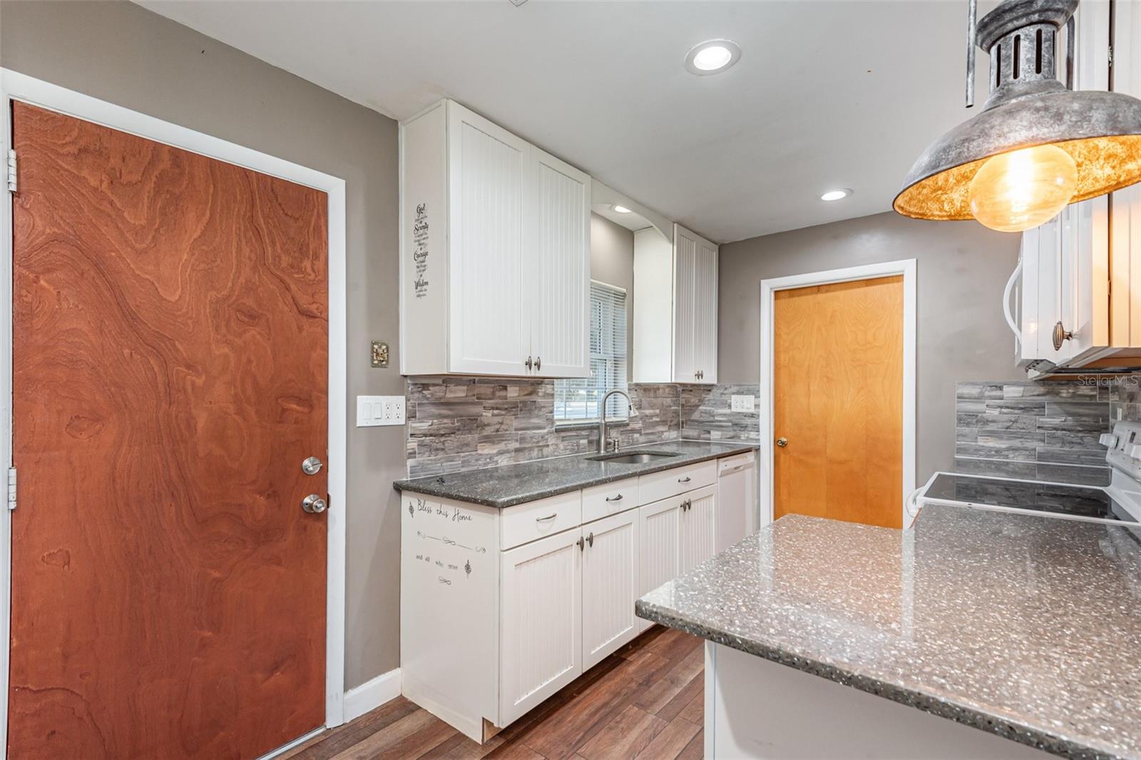 LAKE STELLA ESTATES - Residential