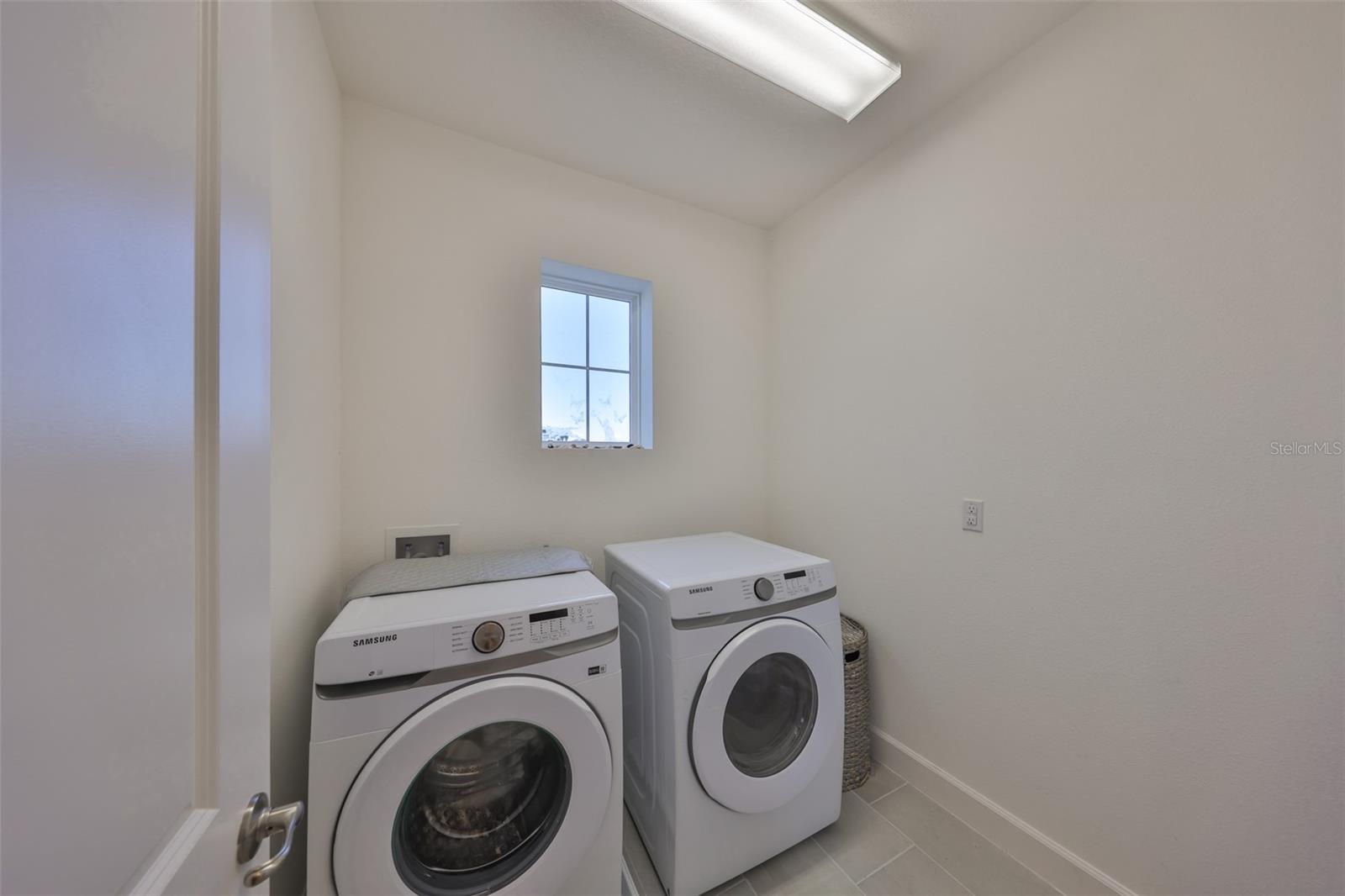 MIRABAY PRCL 8 - Residential