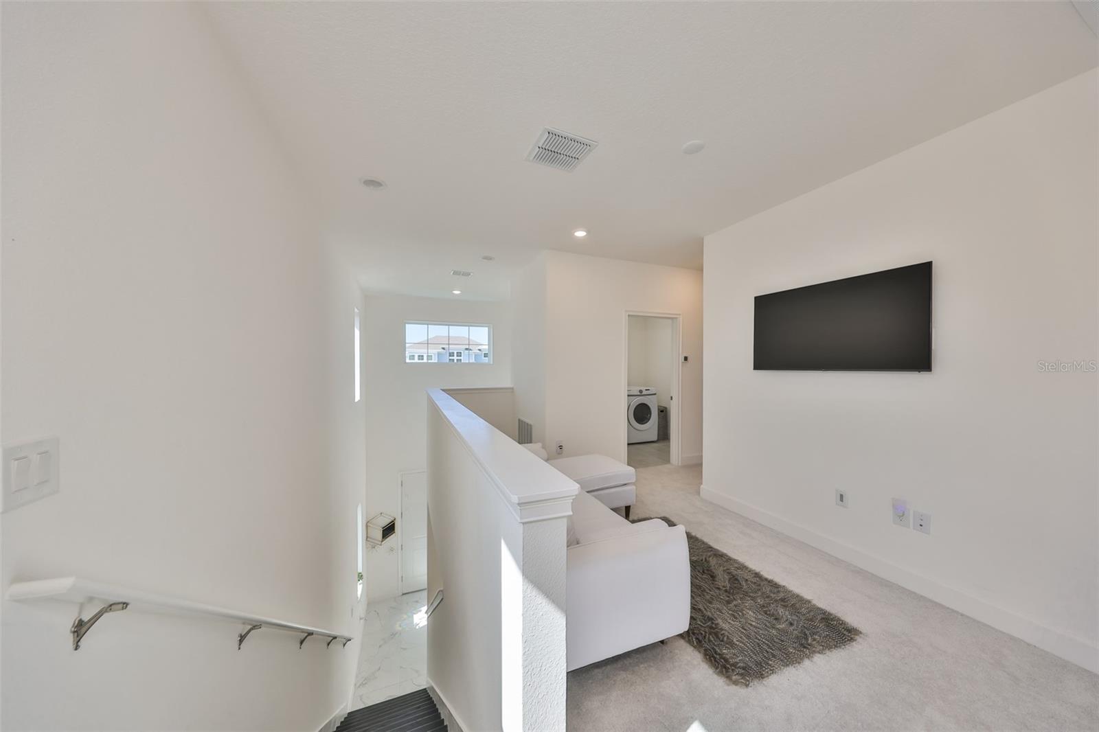 MIRABAY PRCL 8 - Residential