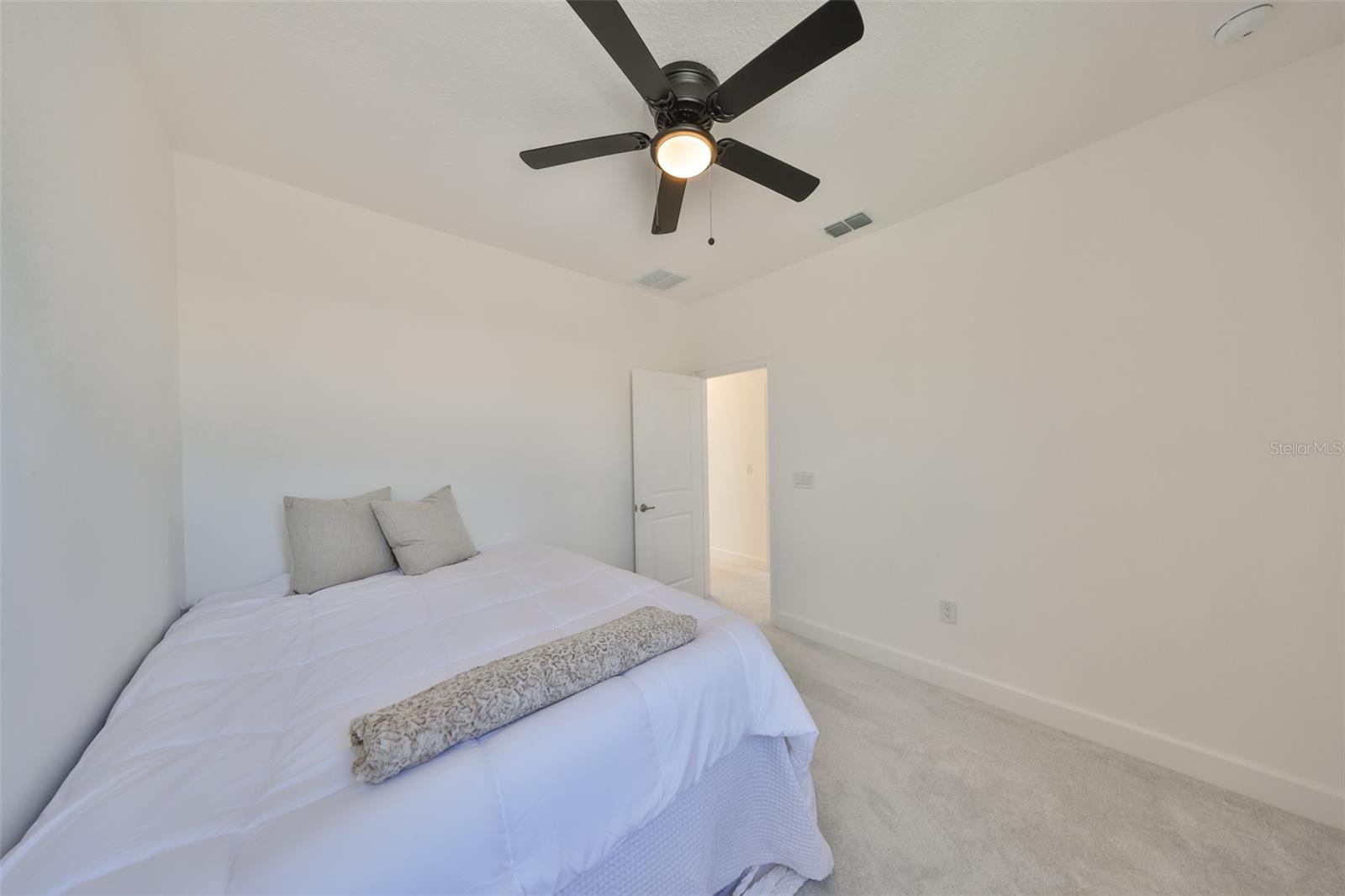 MIRABAY PRCL 8 - Residential