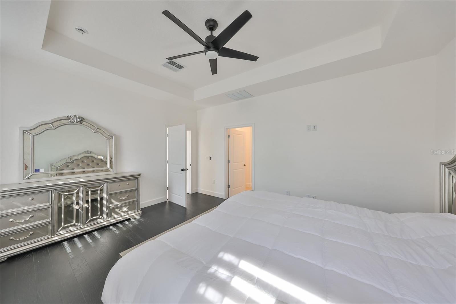 MIRABAY PRCL 8 - Residential