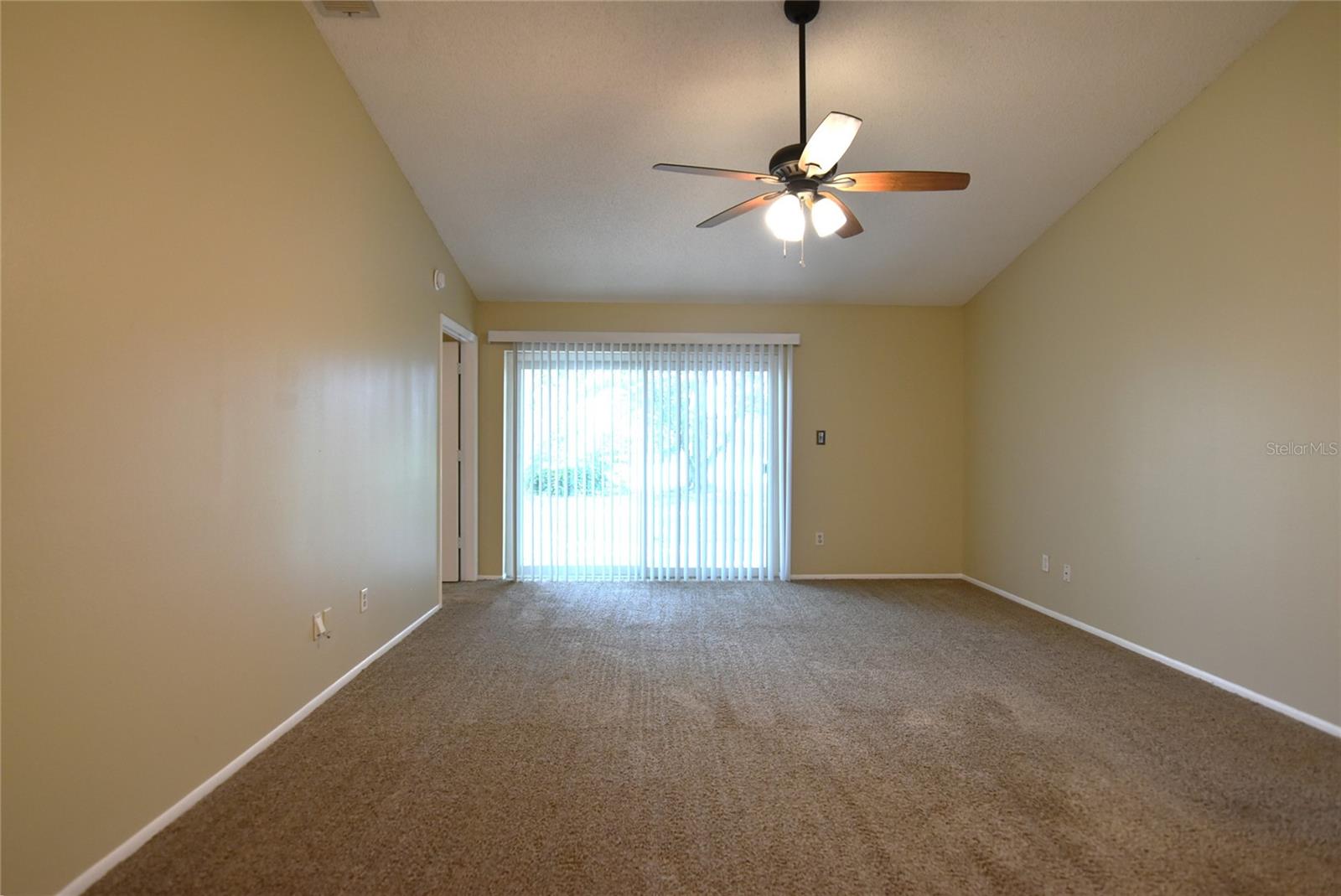 ALAFAYA WOODS PH 04 - Residential Lease