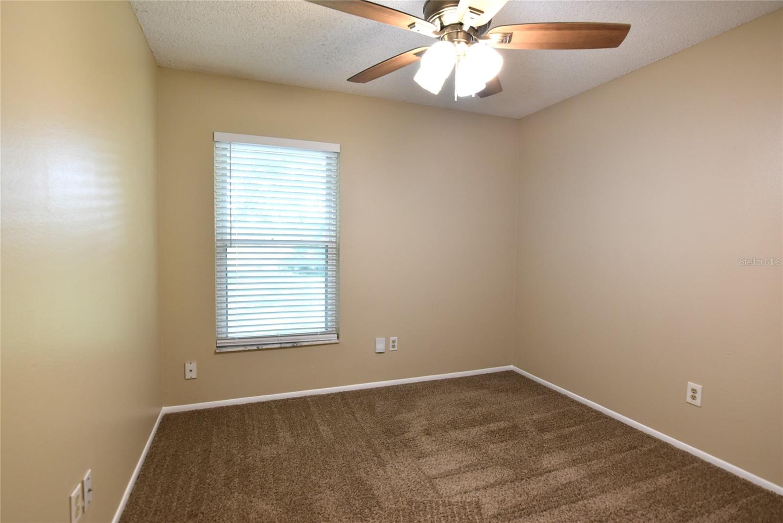 ALAFAYA WOODS PH 04 - Residential Lease