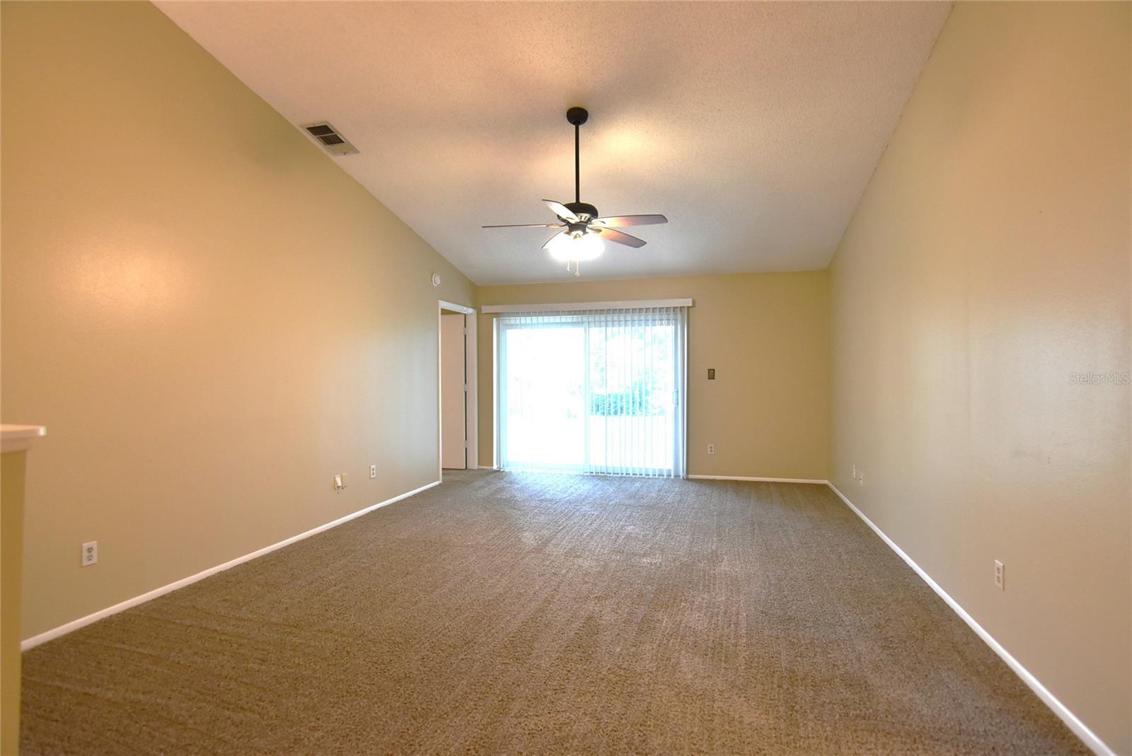 ALAFAYA WOODS PH 04 - Residential Lease