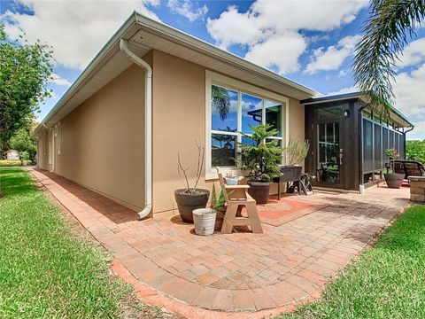 A home in POINCIANA