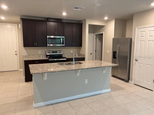 GREENS ATR FOREST LAKE - Residential