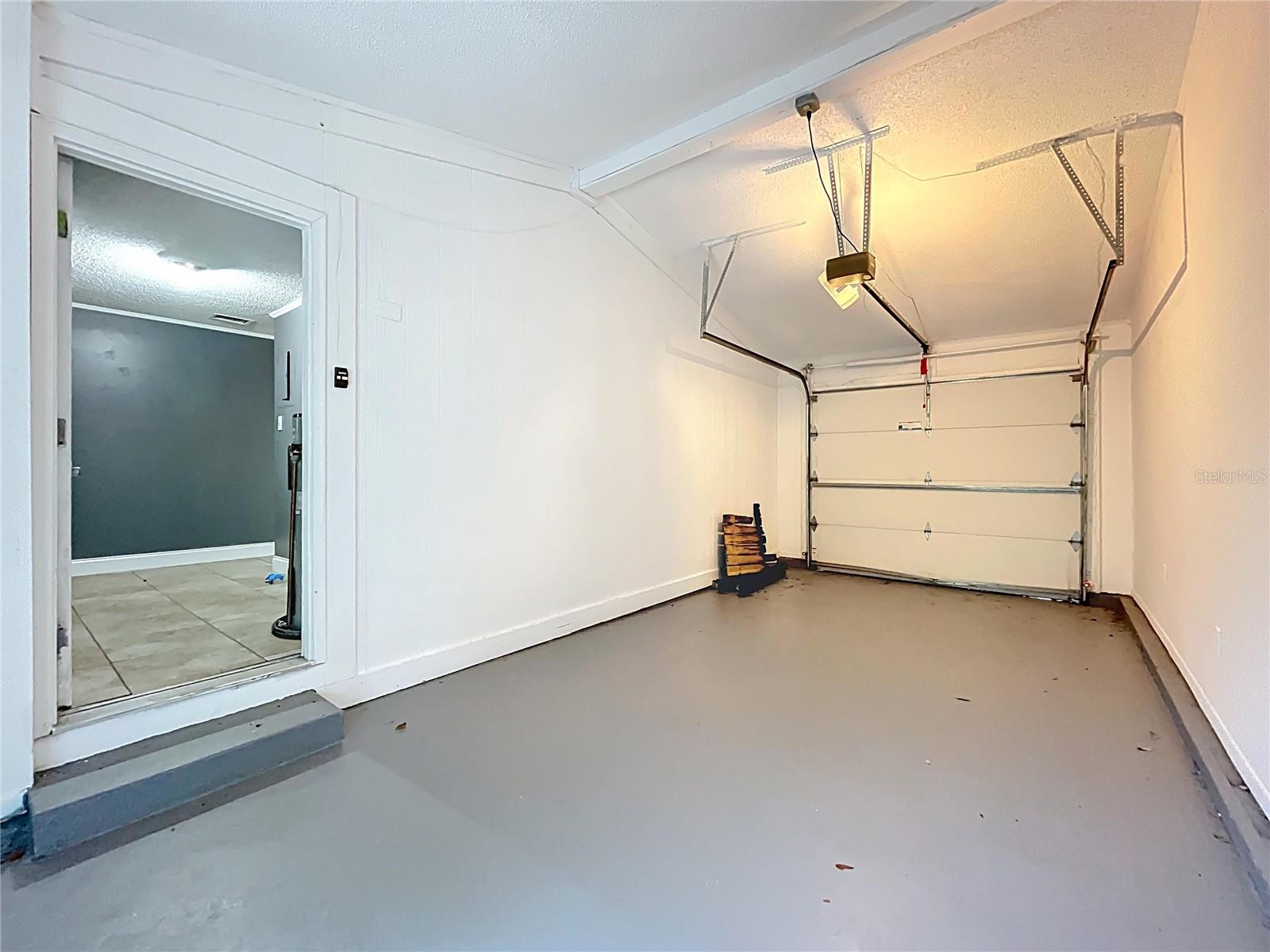 SKY LARK SUB - Residential