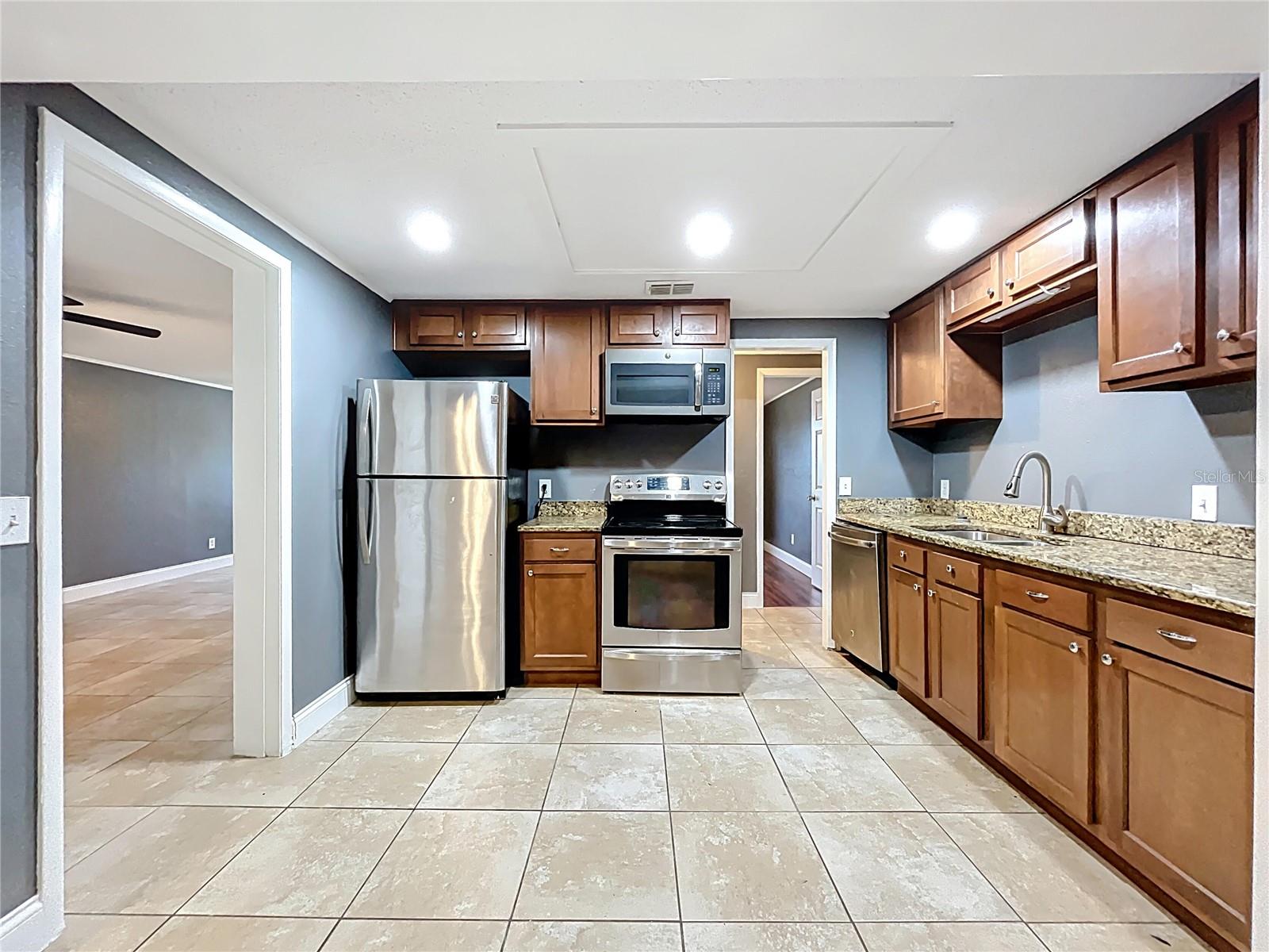 SKY LARK SUB - Residential